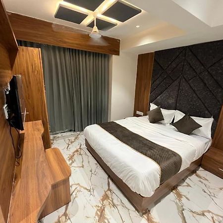 Hotel Palak Villa Ahmedabad Luaran gambar