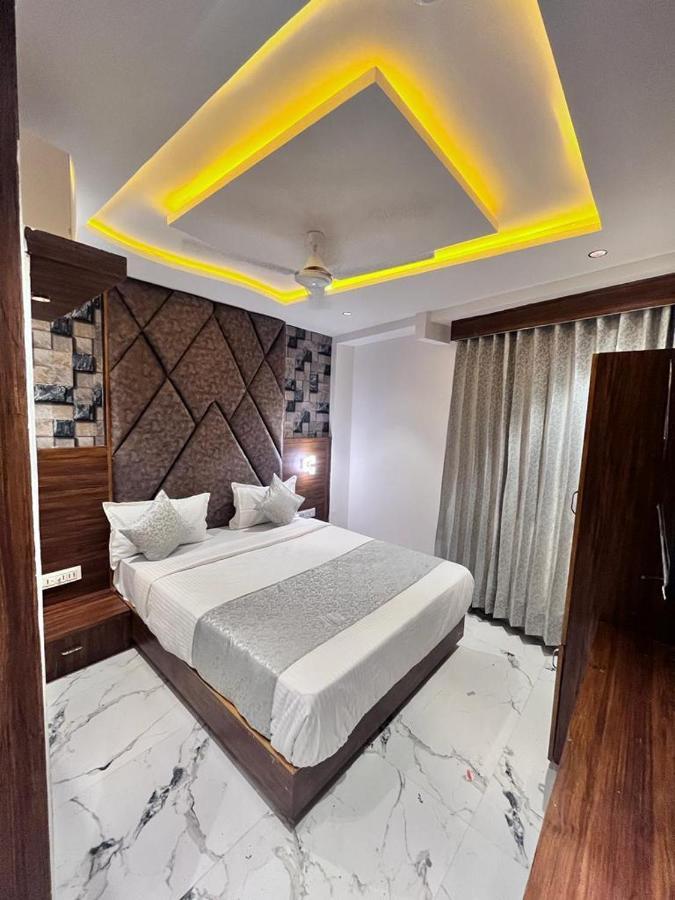 Hotel Palak Villa Ahmedabad Luaran gambar